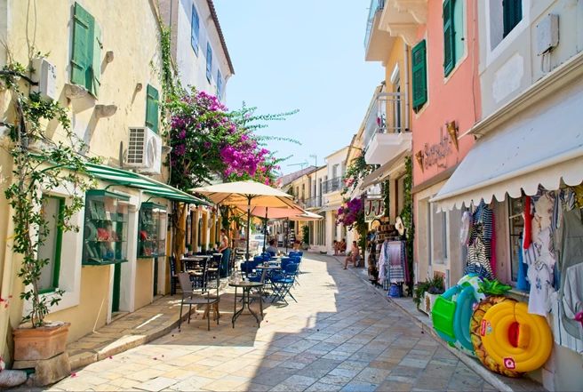 Streets of Gaios, Paxos