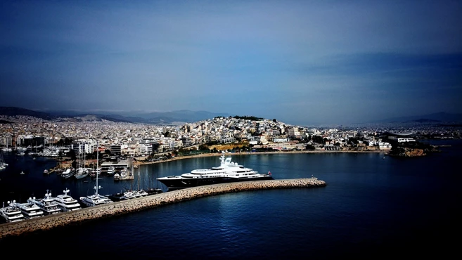 Piraeus port