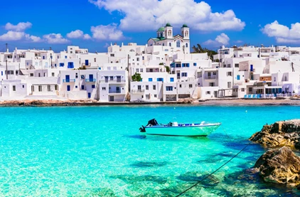 Playa de Noussa en la isla de Paros